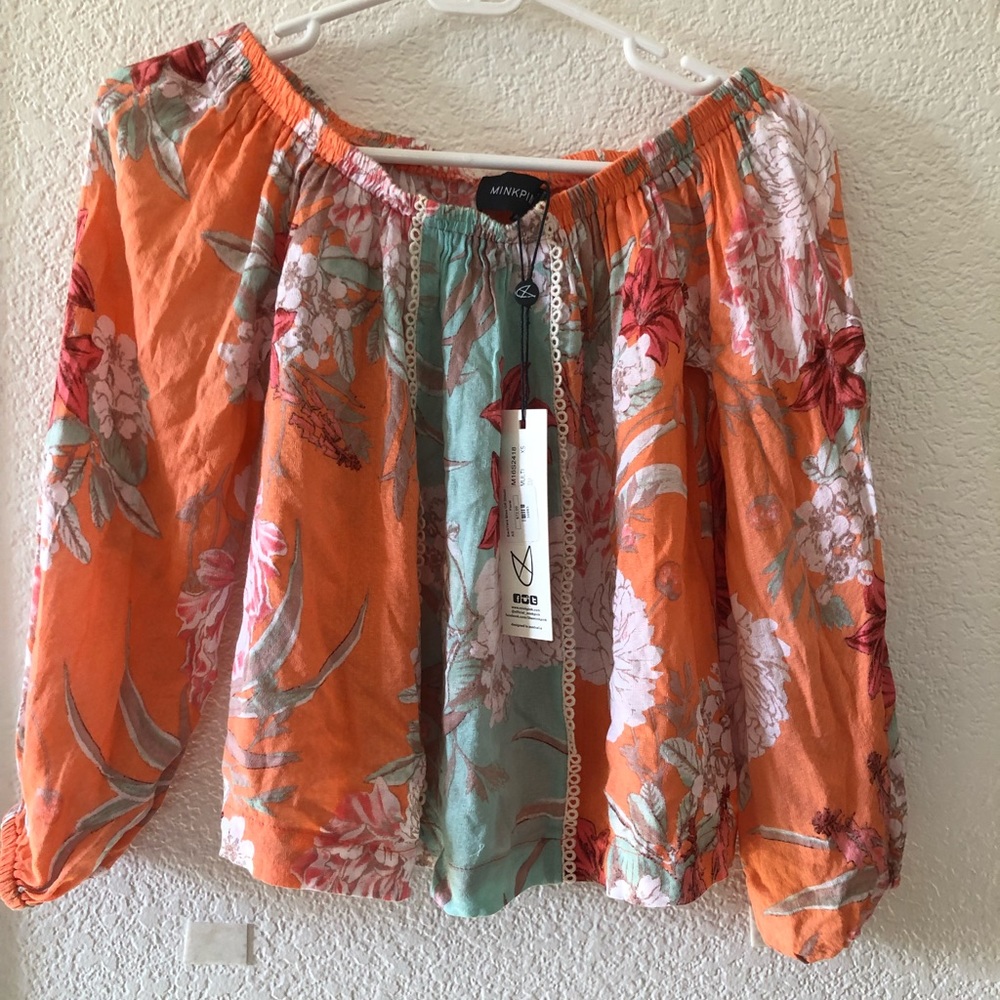 NWT XS minkpink top